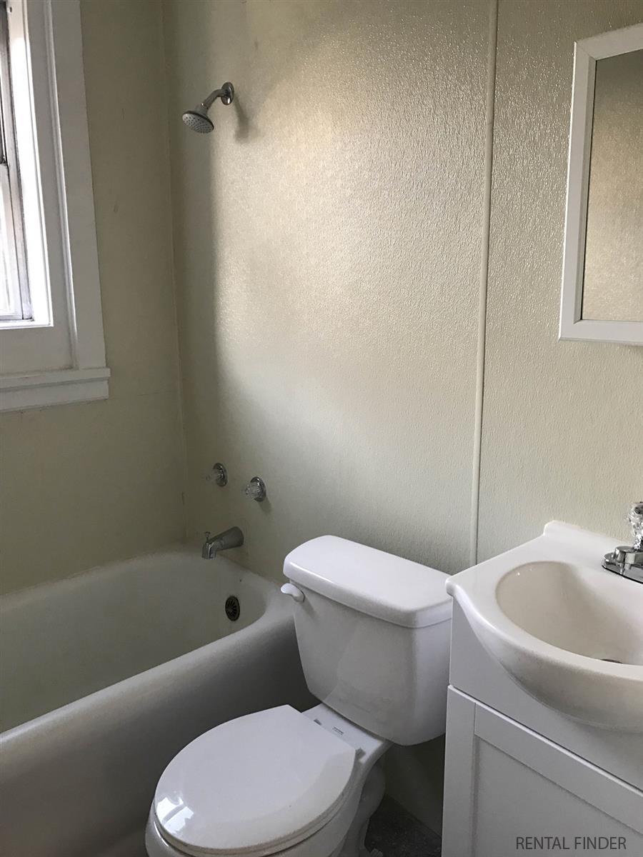 Donaldson Arms Apartment in Evansville, IN