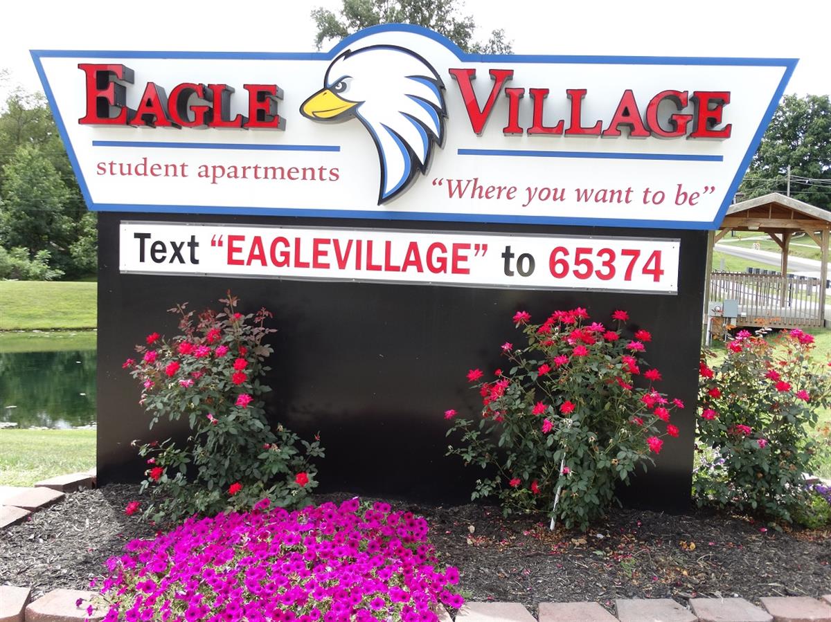 Eagle Village Student Apartments Apartment in Evansville, IN
