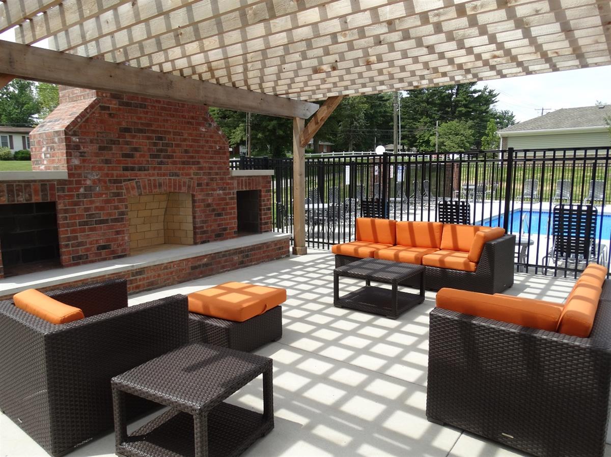 Oak Grove Crossing Luxury Apartment Homes Apartment in Newburgh, IN