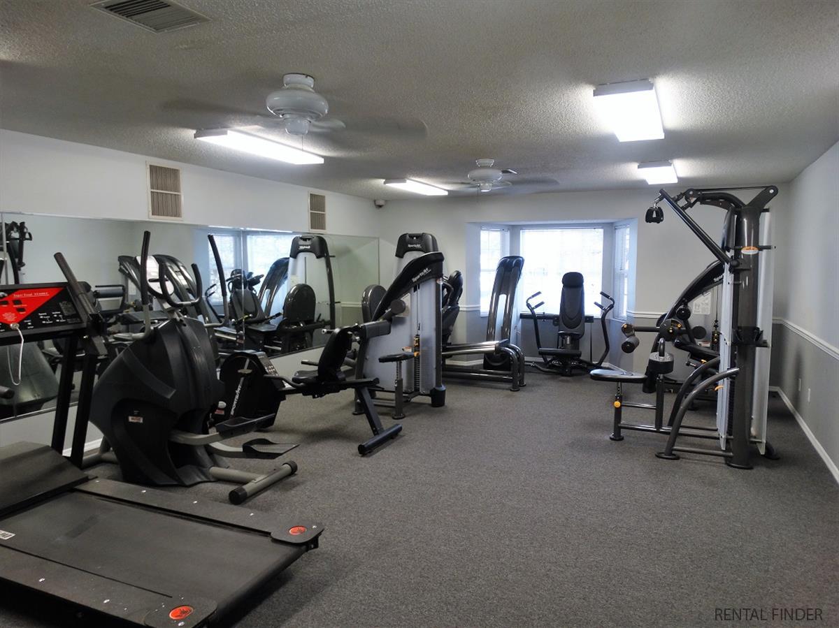 Sugar Mill Creek Apartment in Evansville, IN